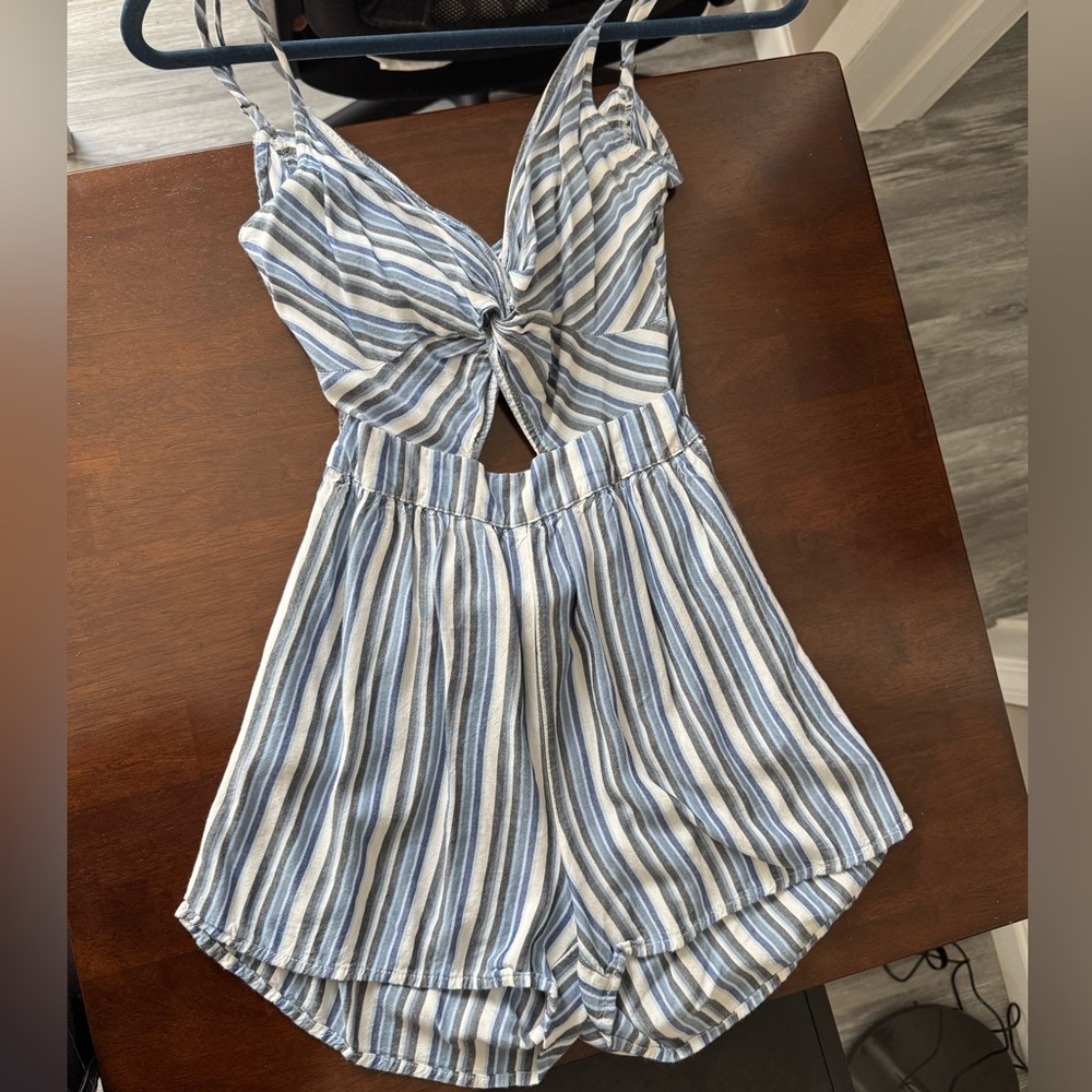 Aeropostale Blue and White Striped Garment